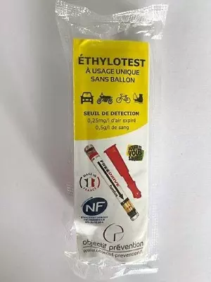 Single-use breathalyzer